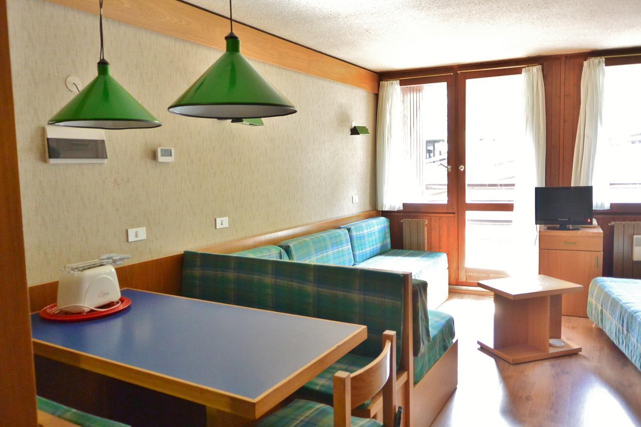 Appartamenti La Maison De Vacances Breuil-Cervinia Kültér fotó