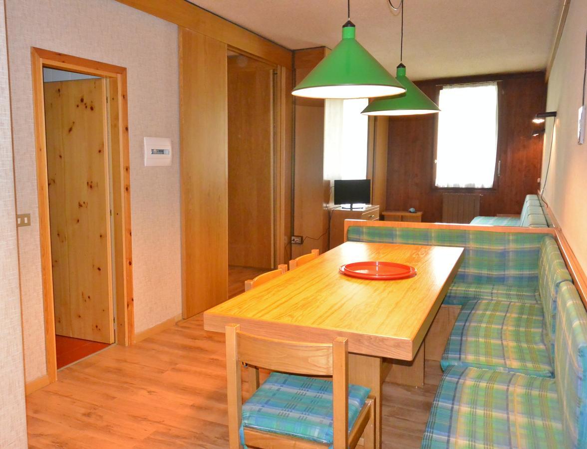 Appartamenti La Maison De Vacances Breuil-Cervinia Kültér fotó