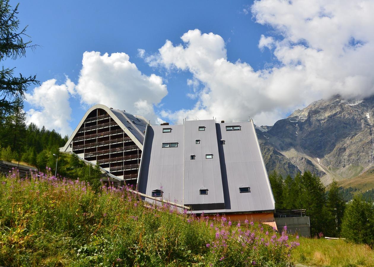 Appartamenti La Maison De Vacances Breuil-Cervinia Kültér fotó